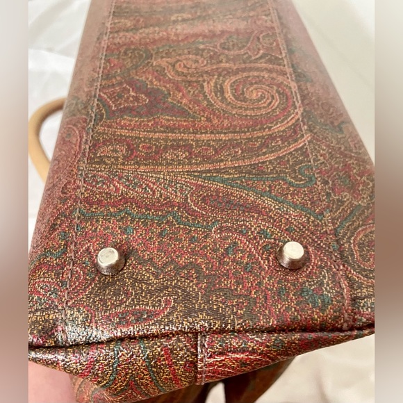 **SOLD** Vintage Etro Iconic Paisley Shoulder Bag - Picture 16 of 16